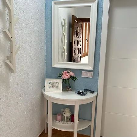 Atico Zona Playa Romana Apartment *